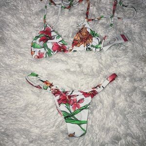 Floral Suit, never worn!!